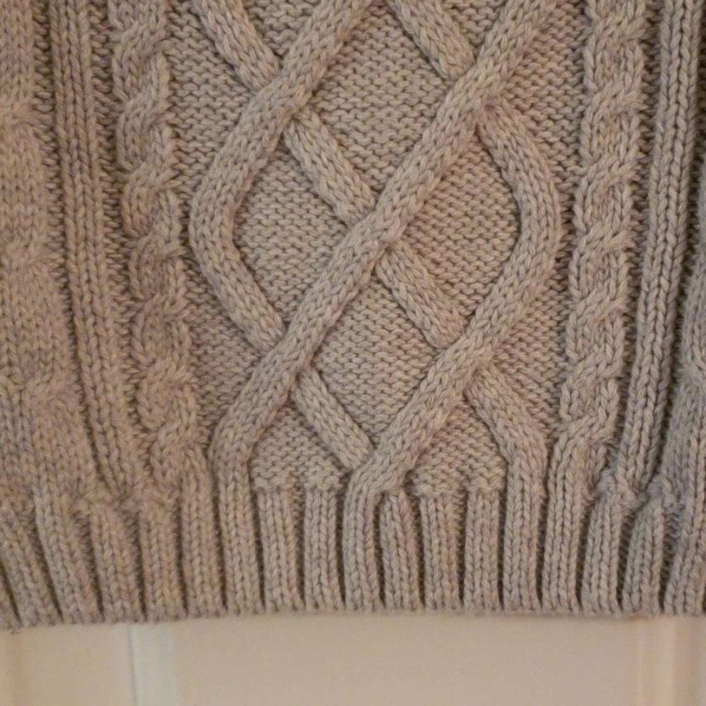 𝅺JANIE and Jack Gray Cable Knit Sweater Vest - Picture 6 of 7